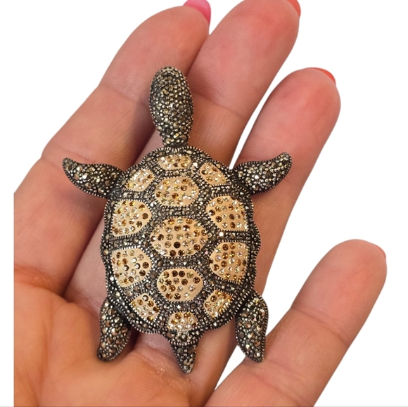 Sterling Silver Turtle Marcasite Topaz Color Pave Crystal Pendant - Picture 3 of 7